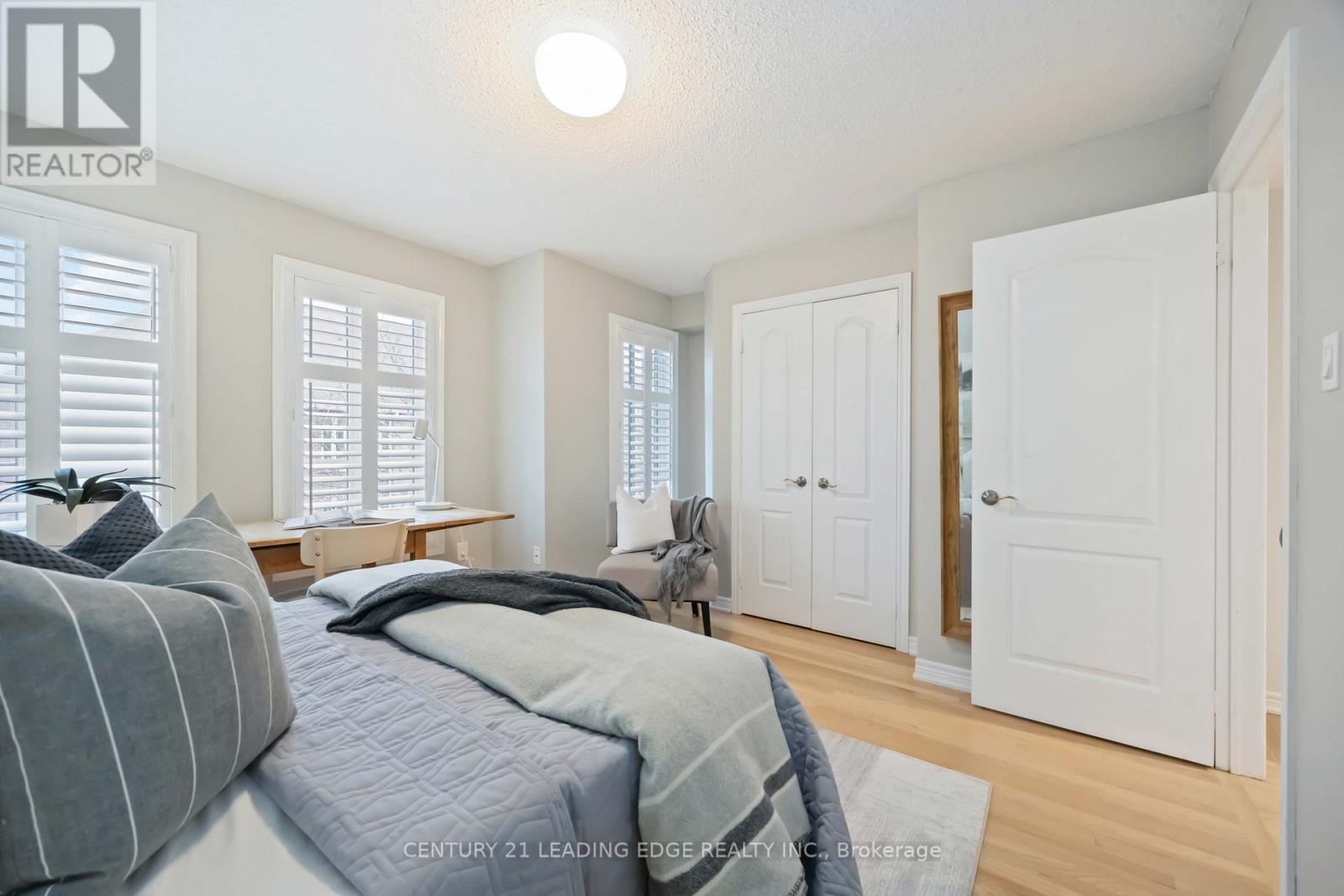 57 - 50 San Remo Terrace, Toronto, Ontario  M8Z 6C6 - Photo 38 - W12692078