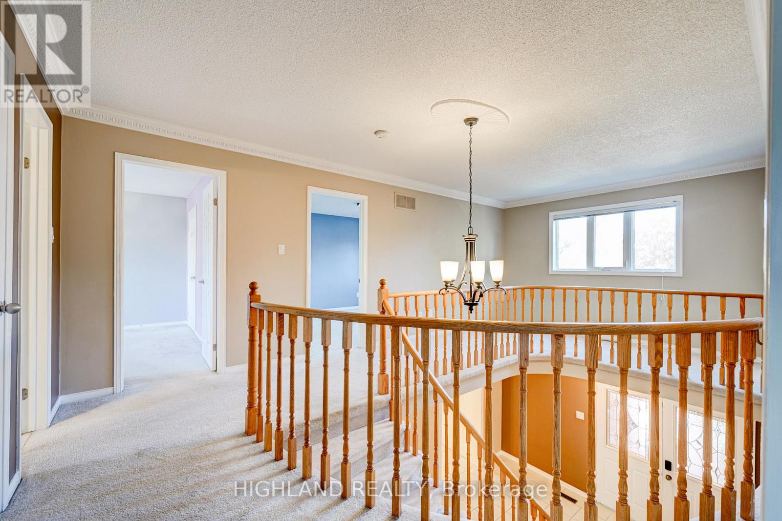 2070 Castlefield Crescent, Oakville, Ontario  L6H 5B3 - Photo 20 - W12692090