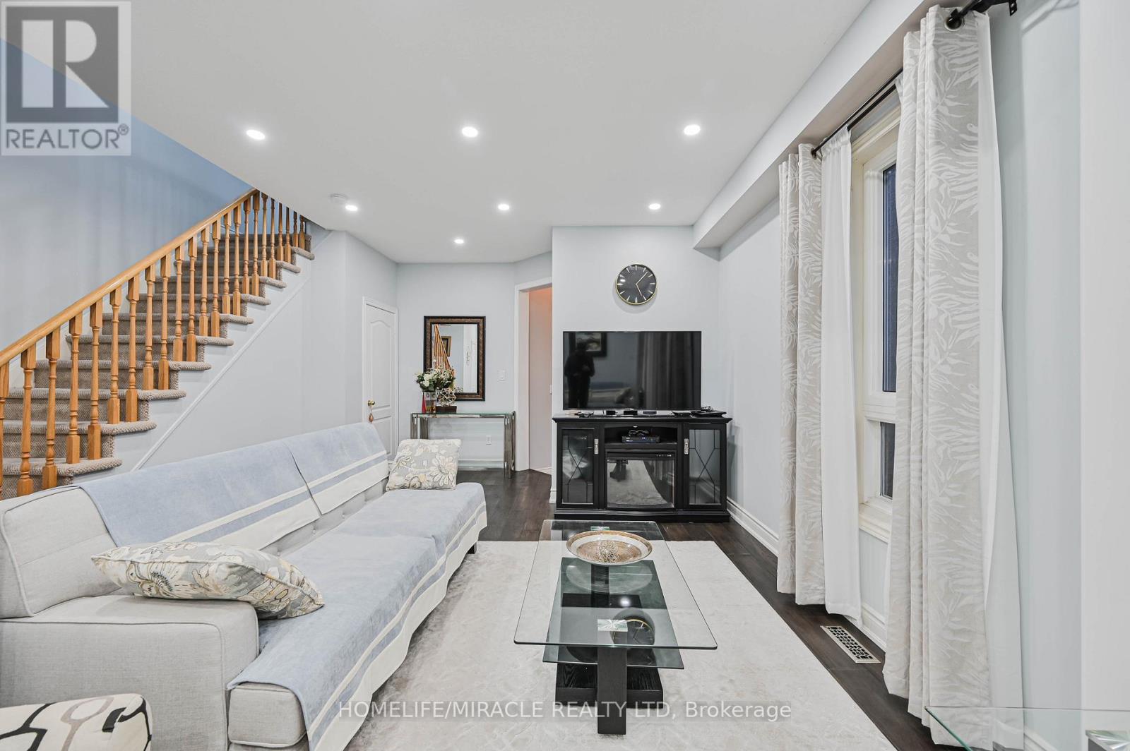 3420 Fountain Park Avenue, Mississauga, Ontario  L5M 7E3 - Photo 15 - W12692092