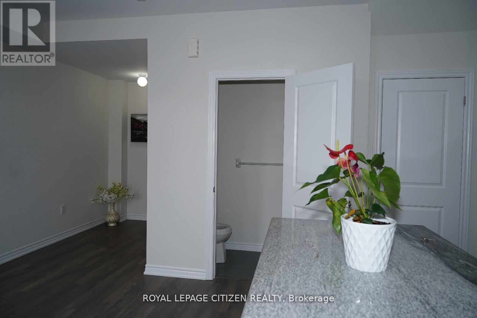 414 - 70 Halliford Place, Brampton, Ontario  L6P 4R1 - Photo 18 - W12692140