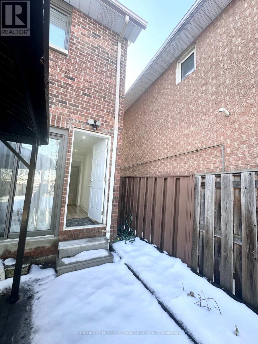 Basement - 32 Panda Lane, Brampton, Ontario  L6S 5B7 - Photo 2 - W12692144