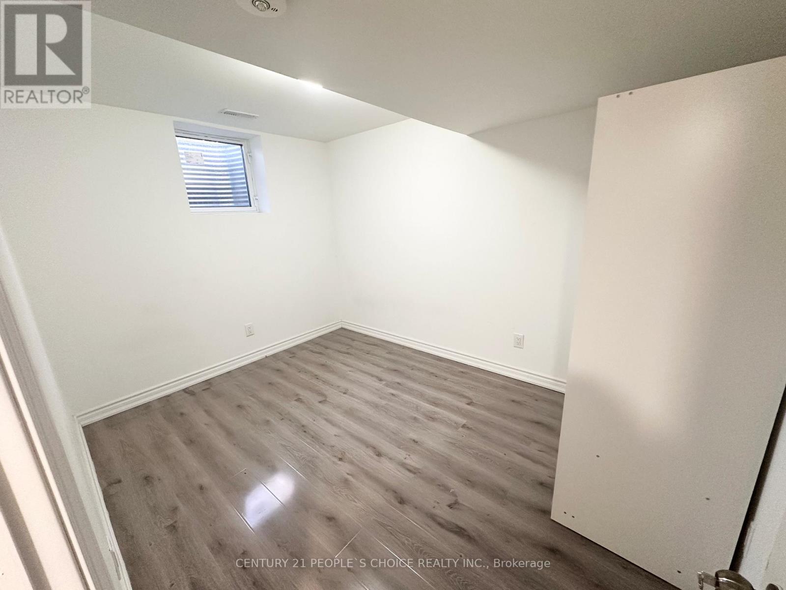 Basement - 32 Panda Lane, Brampton, Ontario  L6S 5B7 - Photo 8 - W12692144