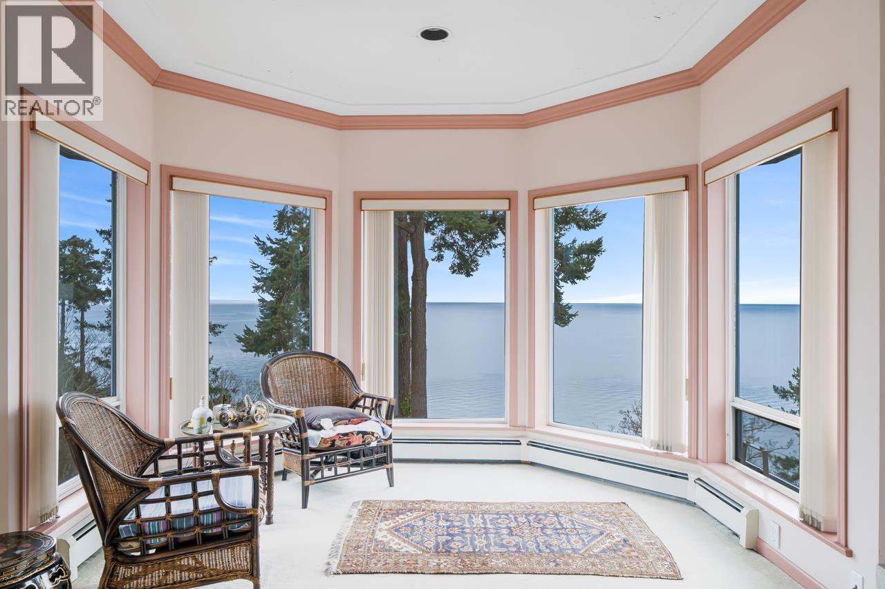 58 TSAWWASSEN BEACH ROAD, Delta, British Columbia