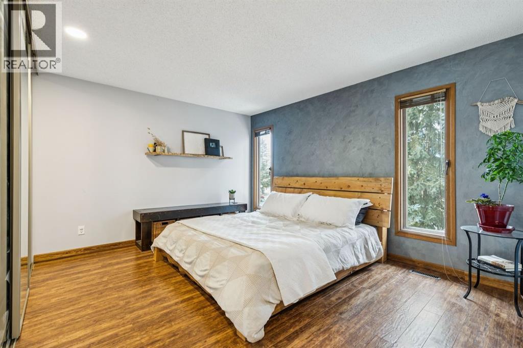 715 Coach Bluff Crescent Sw, Calgary, Alberta  T3H 1A9 - Photo 22 - A2277368