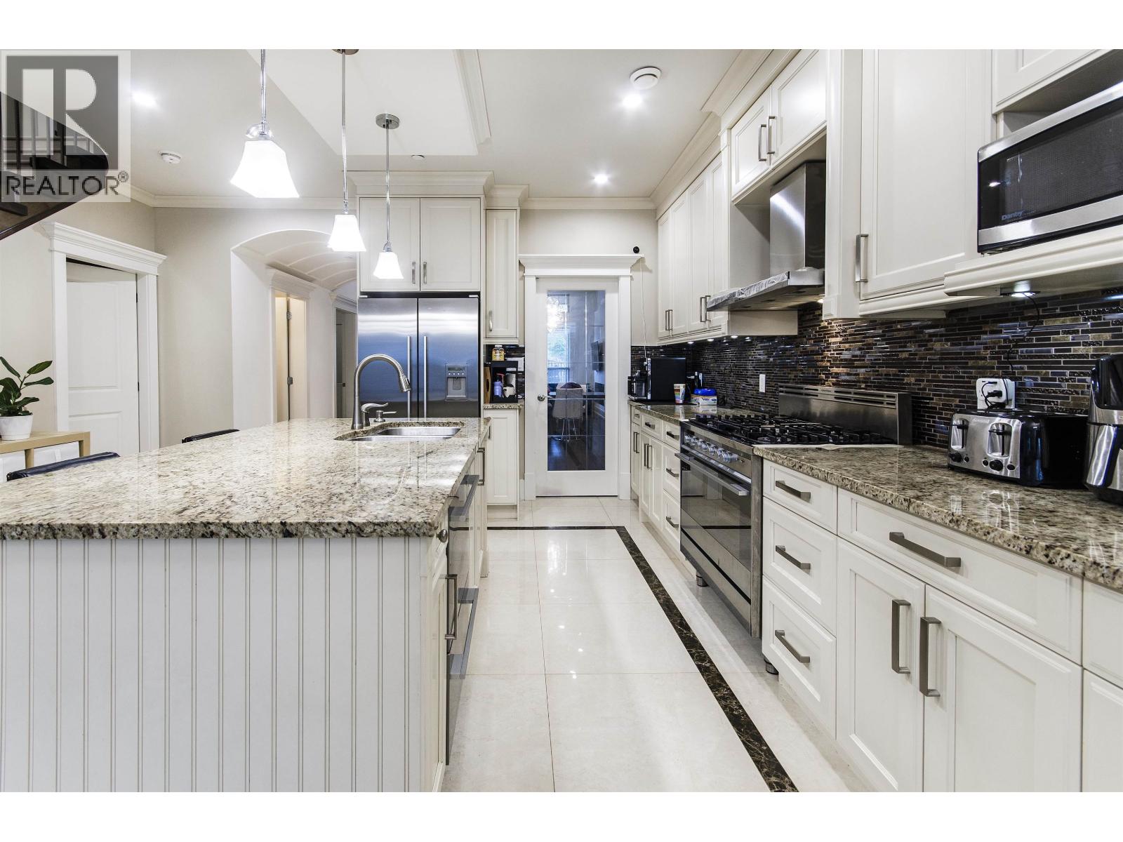 7682 Armstrong Street, Richmond, British Columbia  V6Y 0C5 - Photo 12 - R3078926