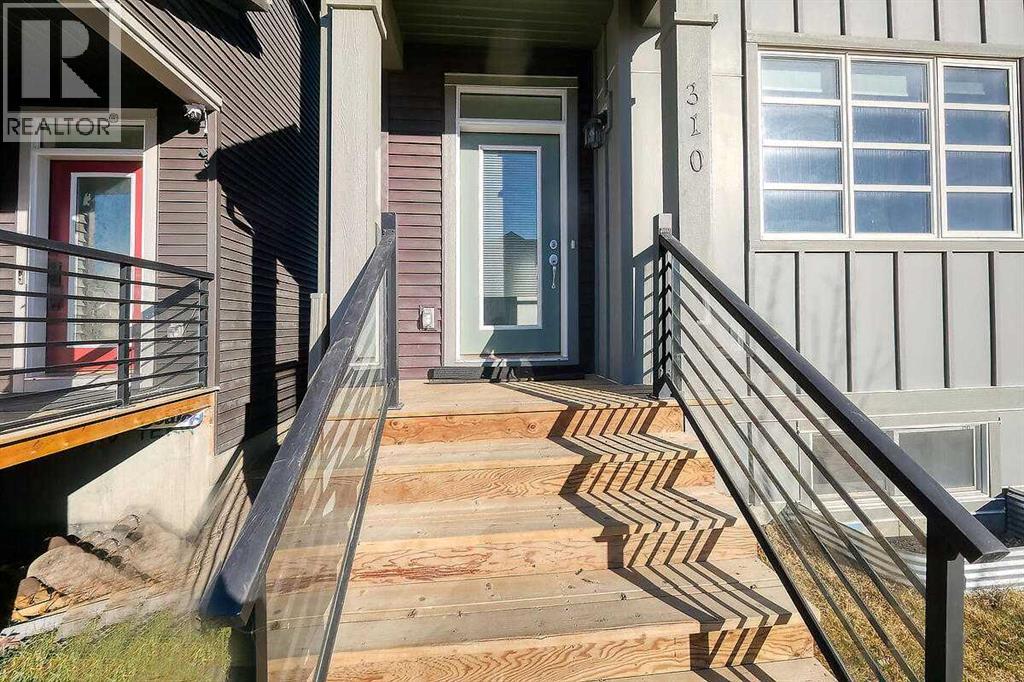 310 Savanna Terrace Ne, Calgary, Alberta  T3J 2J7 - Photo 2 - A2278149