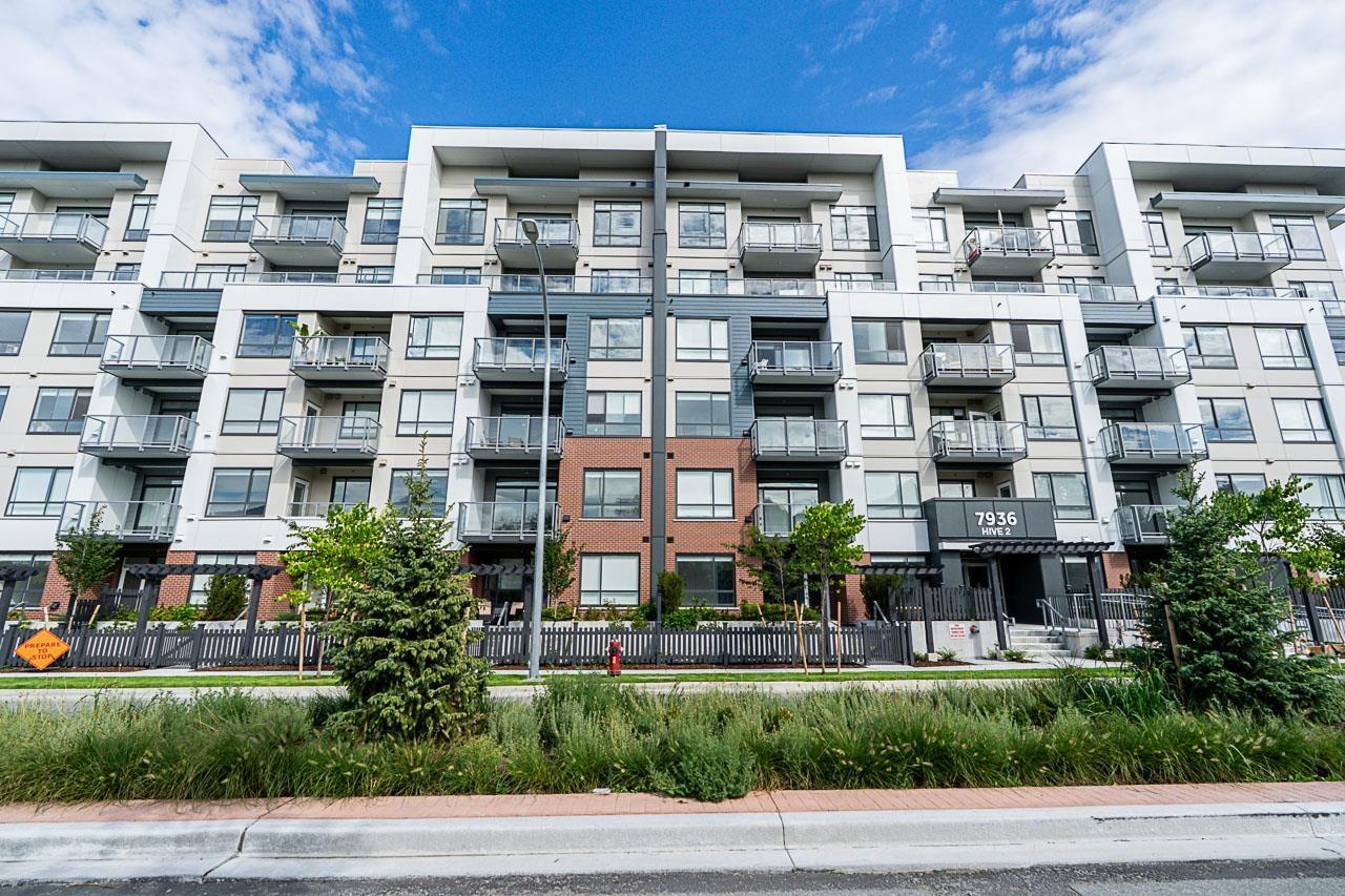 402 7936 206 STREET, Langley, British Columbia