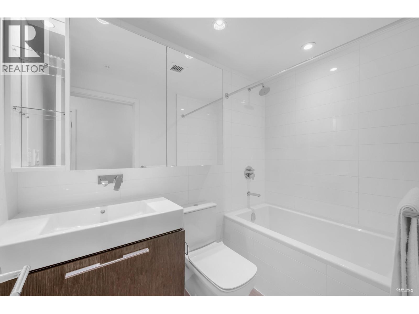 2212 1955 Alpha Way, Burnaby, British Columbia  V5C 0K6 - Photo 22 - R3078377