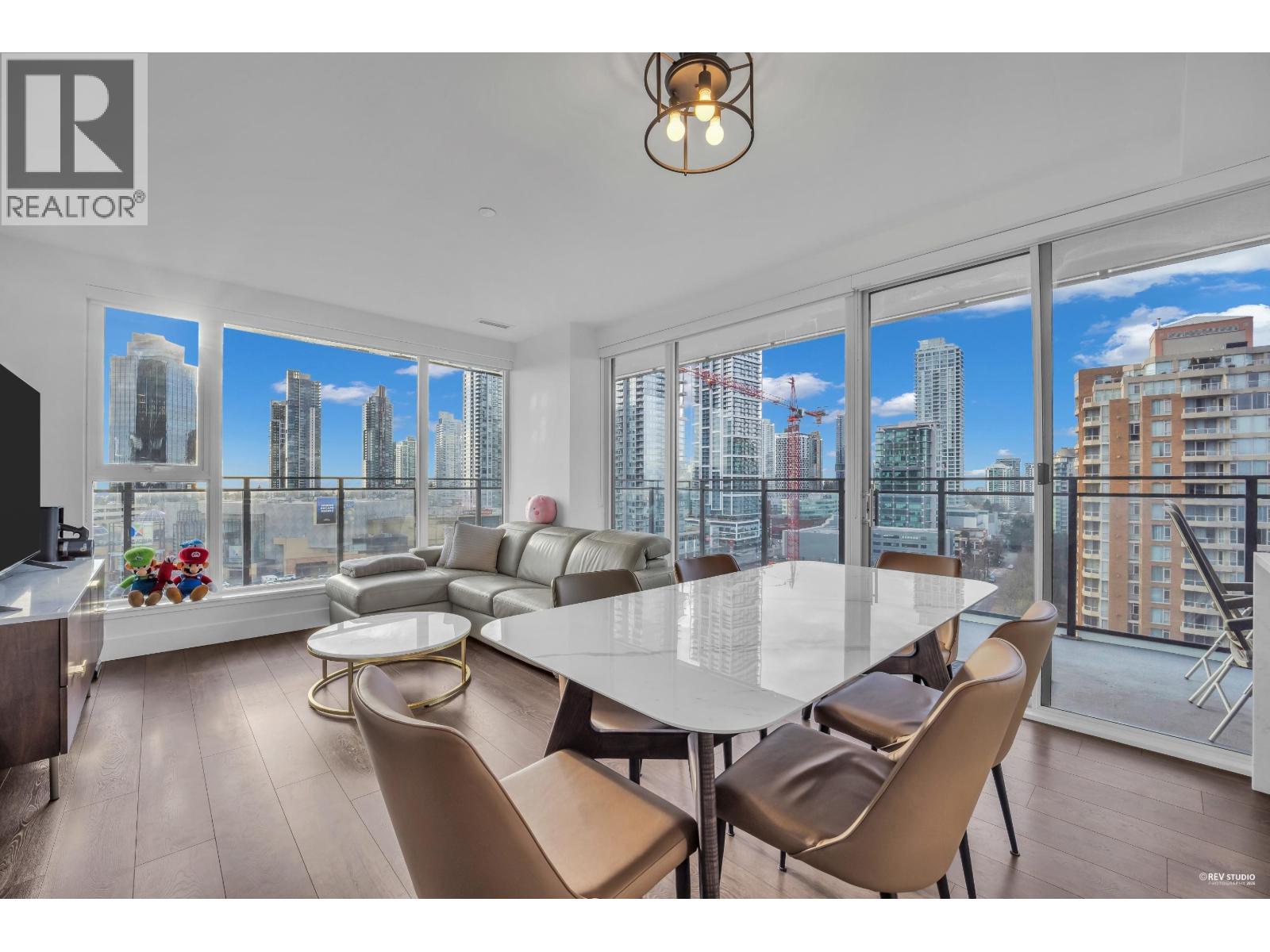 1205 4711 Hazel Street, Burnaby, British Columbia  V5H 0J9 - Photo 5 - R3078437