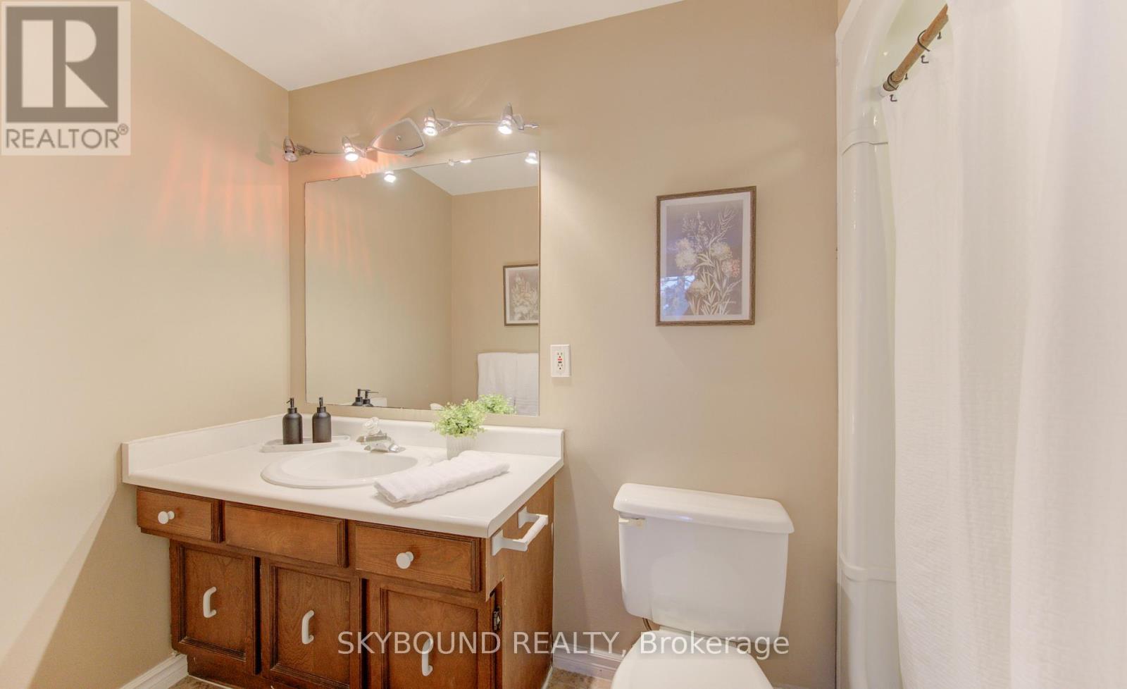 27 - 88 Mcdougall Road, Waterloo, Ontario  N2L 5C5 - Photo 24 - X12692100