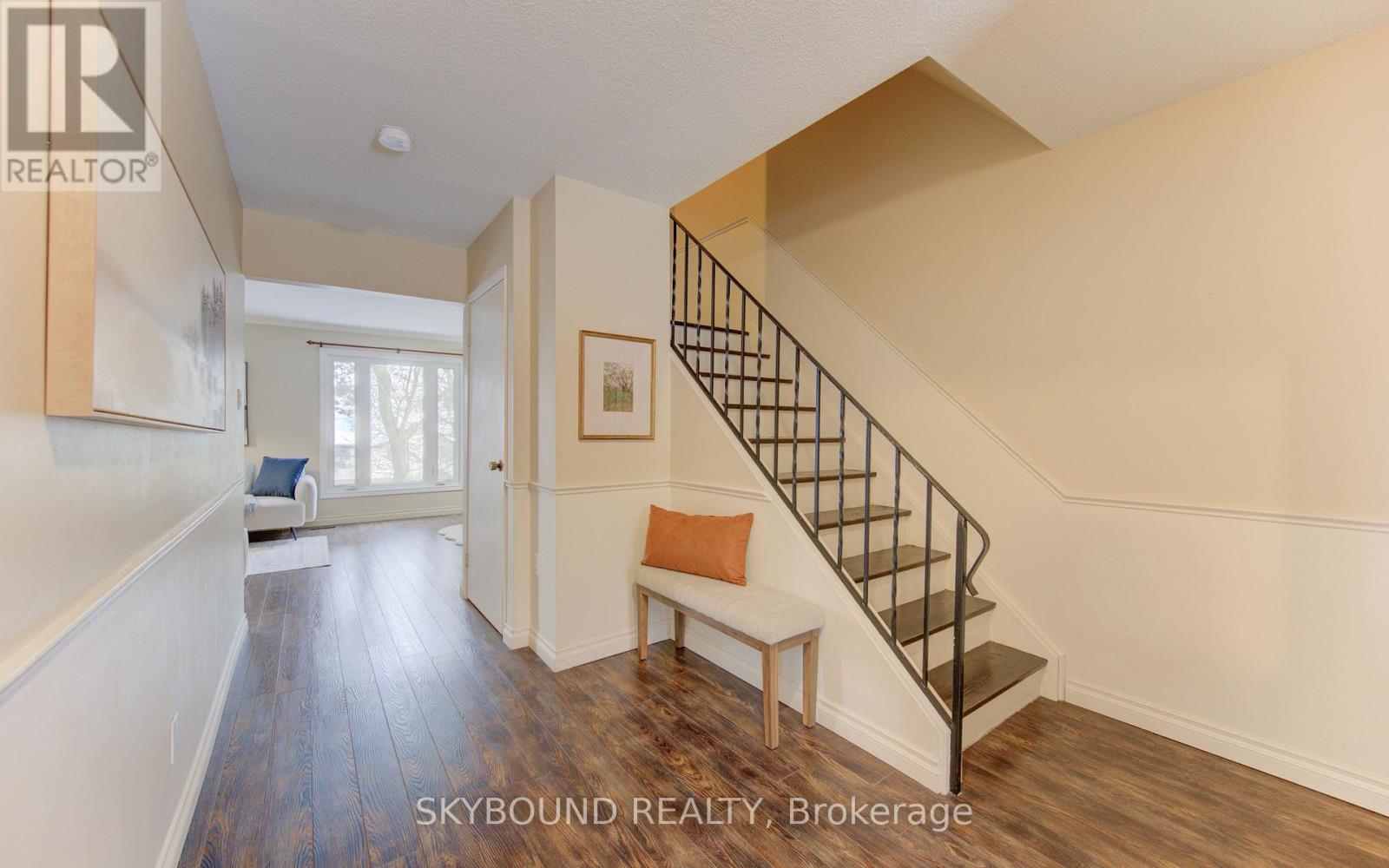 27 - 88 Mcdougall Road, Waterloo, Ontario  N2L 5C5 - Photo 4 - X12692100