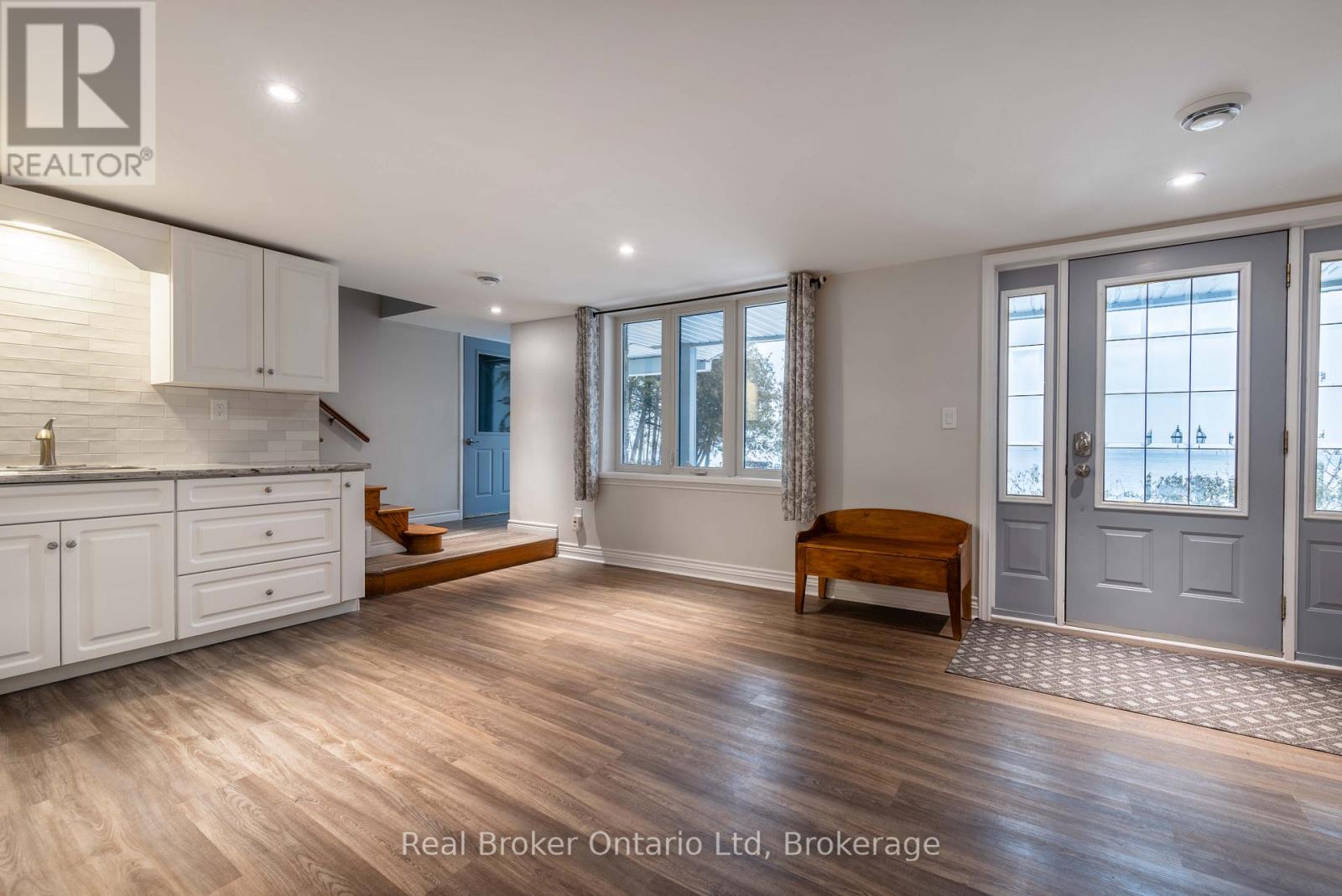 339496 Presquile Road, Georgian Bluffs, Ontario  N0H 2T0 - Photo 20 - X12691776