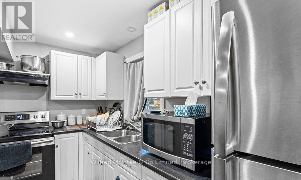 4 Elora Street N, Minto, Ontario  N0G 1Z0 - Photo 25 - X12692318