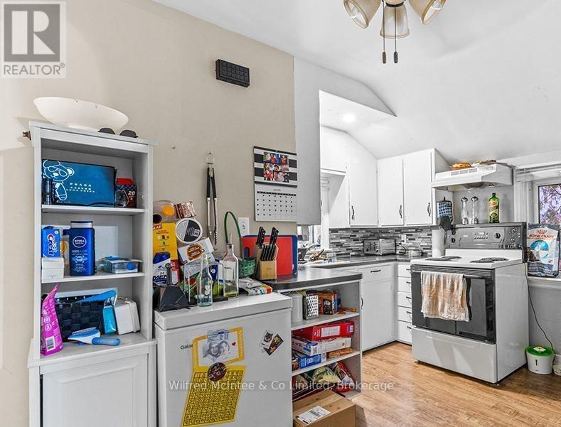 4 Elora Street N, Minto, Ontario  N0G 1Z0 - Photo 28 - X12692318