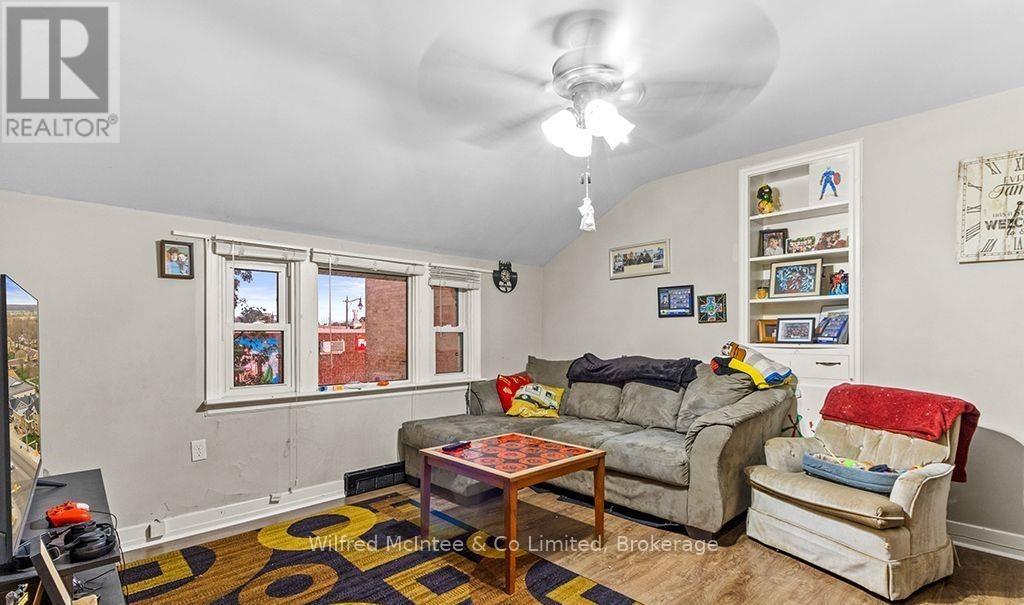 4 Elora Street N, Minto, Ontario  N0G 1Z0 - Photo 29 - X12692318