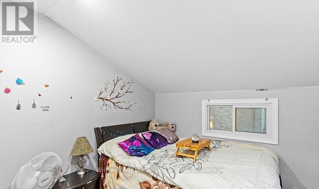 4 Elora Street N, Minto, Ontario  N0G 1Z0 - Photo 31 - X12692318