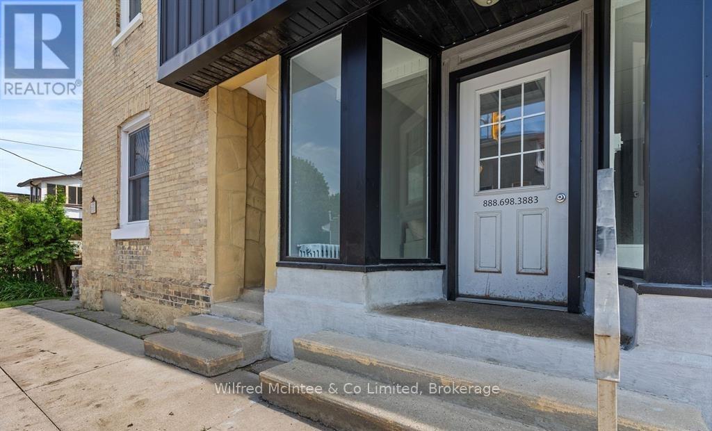 4 Elora Street N, Minto, Ontario  N0G 1Z0 - Photo 37 - X12692318