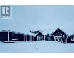 10 Hillcrest Road, Kingspoint, Newfoundland & Labrador