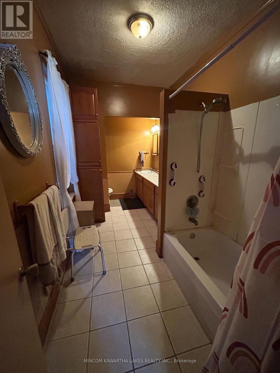 460 Driscoll Terrace, Peterborough, Ontario  K9H 1T7 - Photo 10 - X12692186