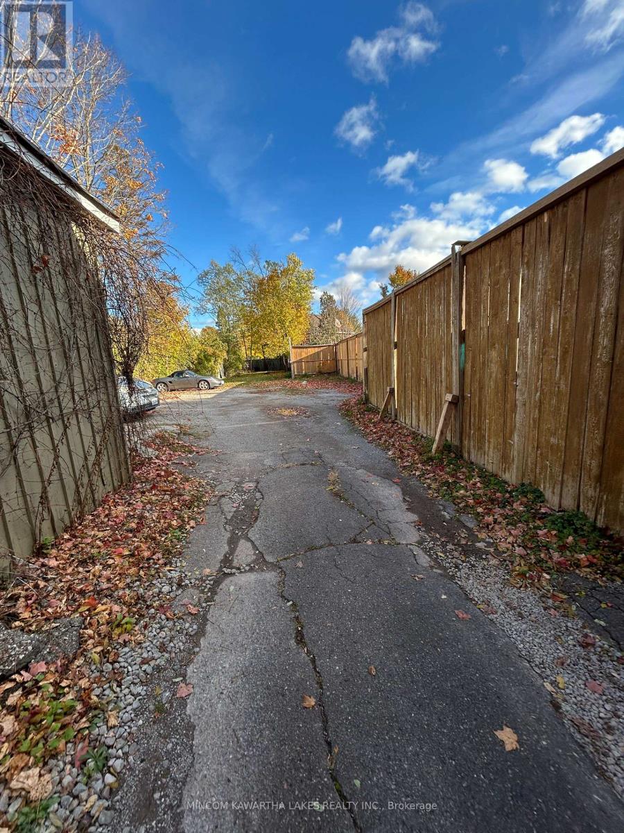 460 Driscoll Terrace, Peterborough, Ontario  K9H 1T7 - Photo 18 - X12692186