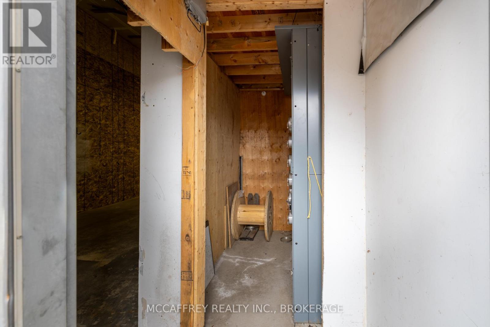 2 - 212 Camden Road, Greater Napanee, Ontario  K7R 1E3 - Photo 4 - X12692302