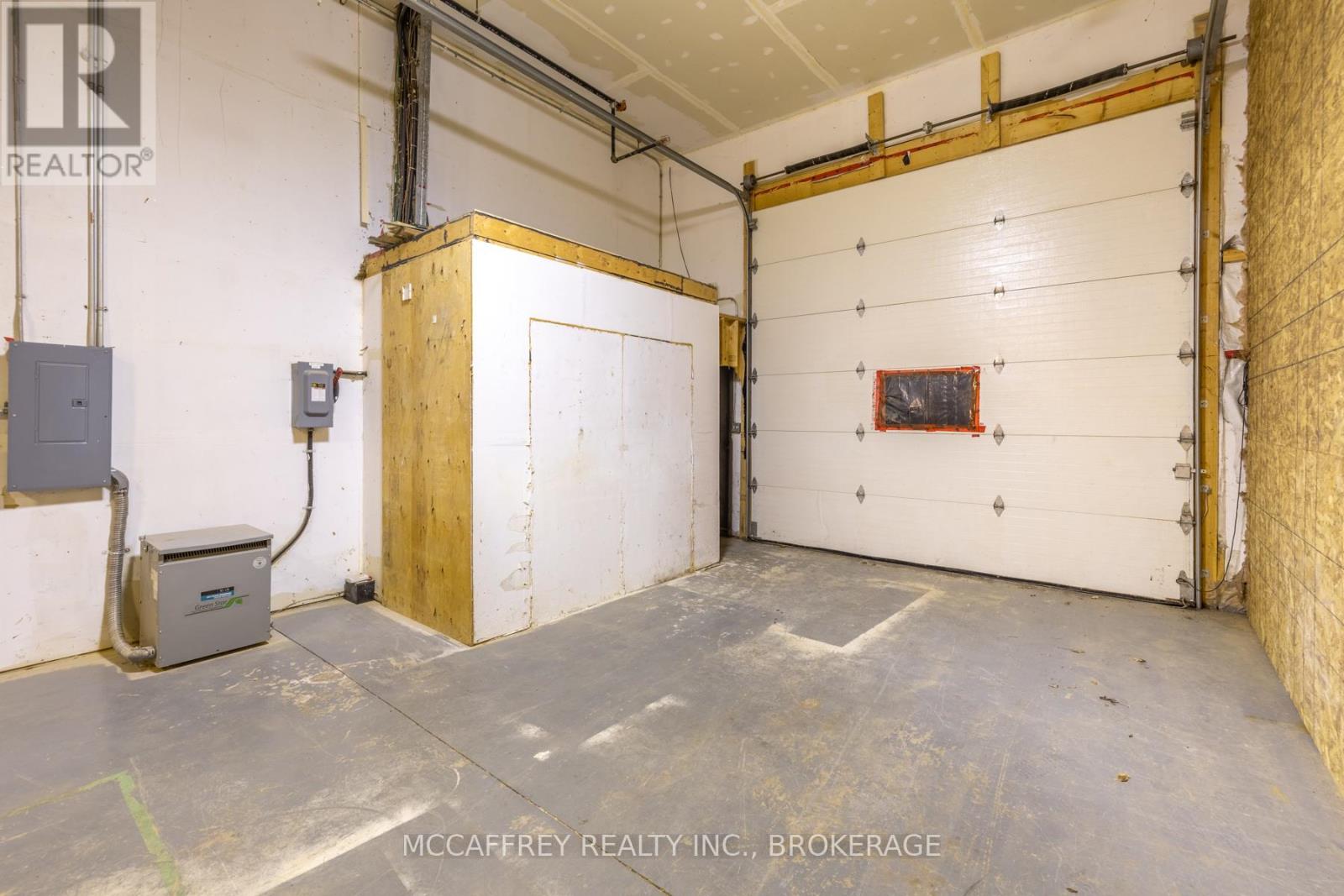 2 - 212 Camden Road, Greater Napanee, Ontario  K7R 1E3 - Photo 8 - X12692302