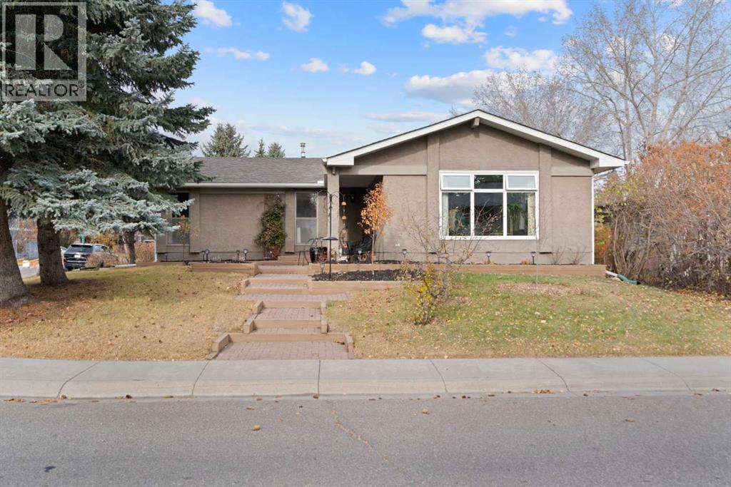 9632 Oakcliffe Drive SW, Calgary, Alberta