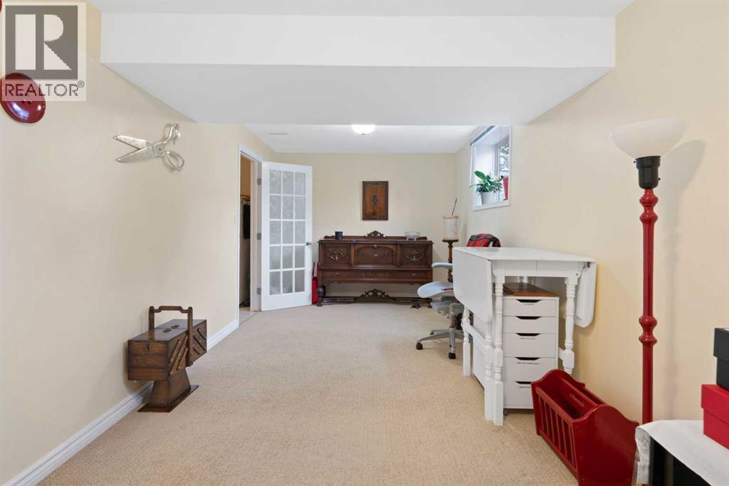 9632 Oakcliffe Drive Sw, Calgary, Alberta  T2V 0J7 - Photo 36 - A2264652