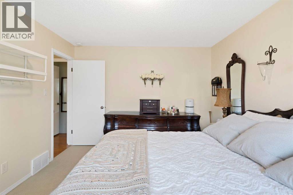 9632 Oakcliffe Drive Sw, Calgary, Alberta  T2V 0J7 - Photo 29 - A2264652