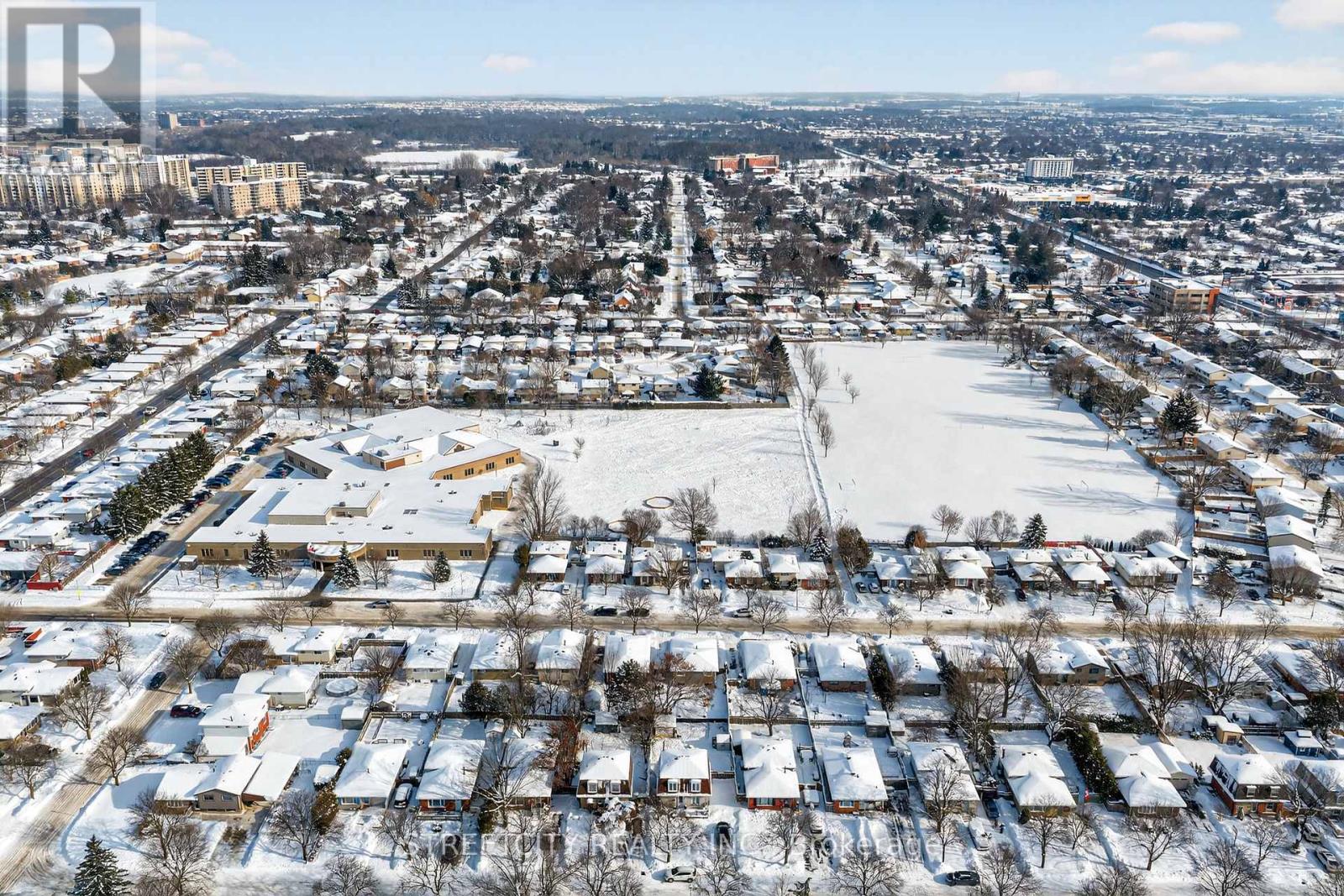 566 Southdale Road E, London South, Ontario  N6E 1A6 - Photo 15 - X12692174