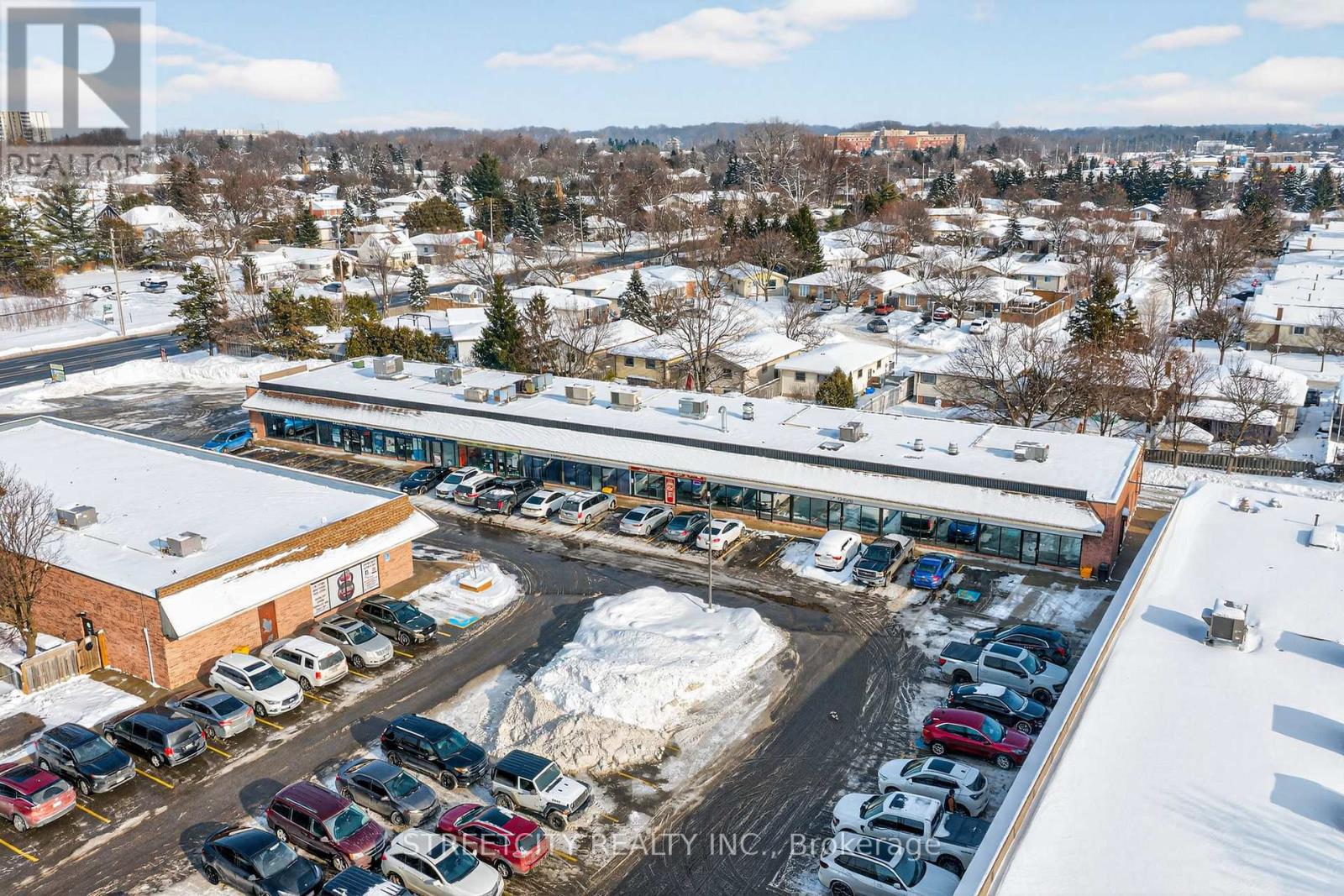 566 Southdale Road E, London South, Ontario  N6E 1A6 - Photo 32 - X12692174