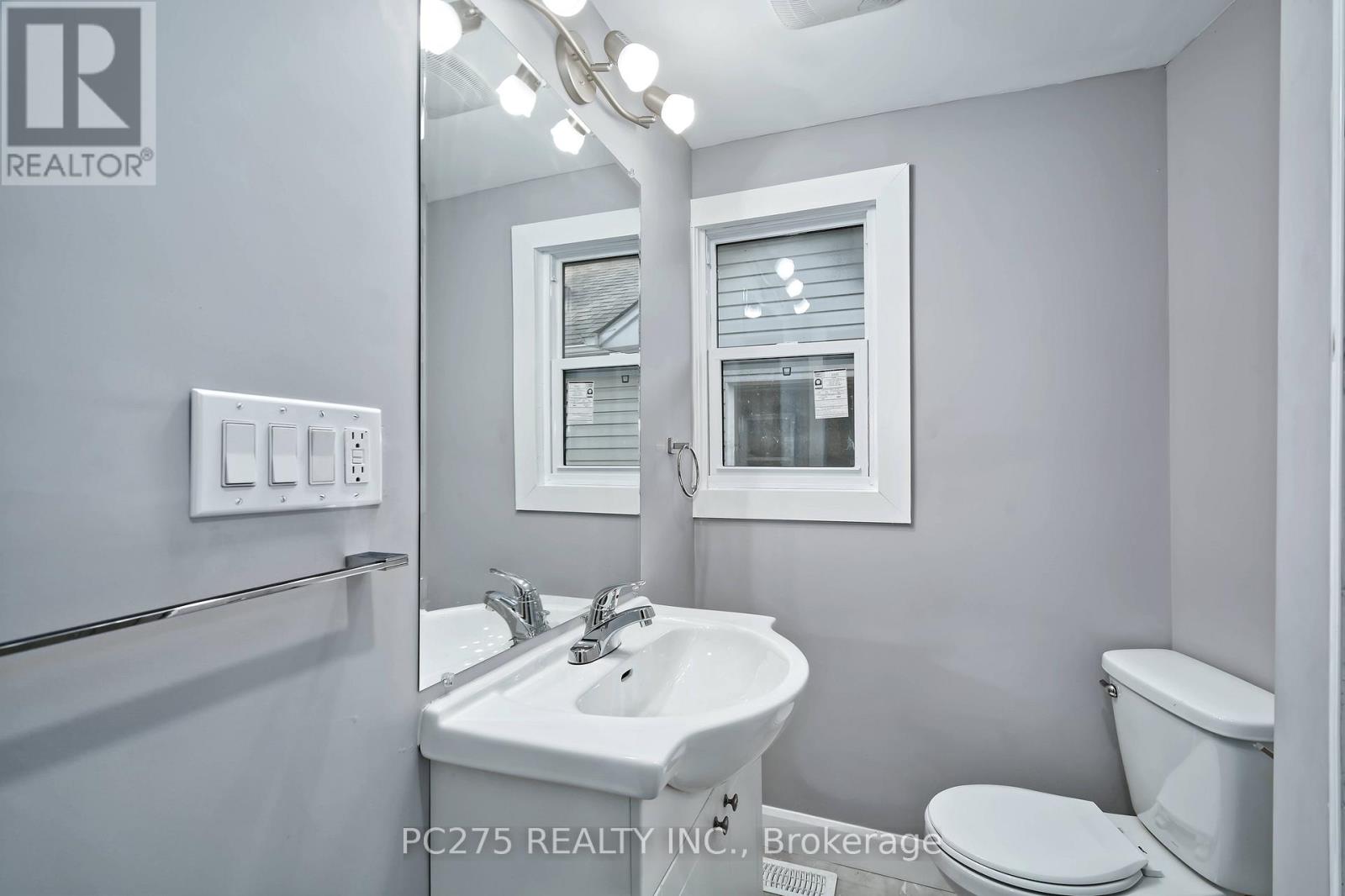 354 Exmouth Street, Sarnia, Ontario  N7T 5N6 - Photo 13 - X12692176