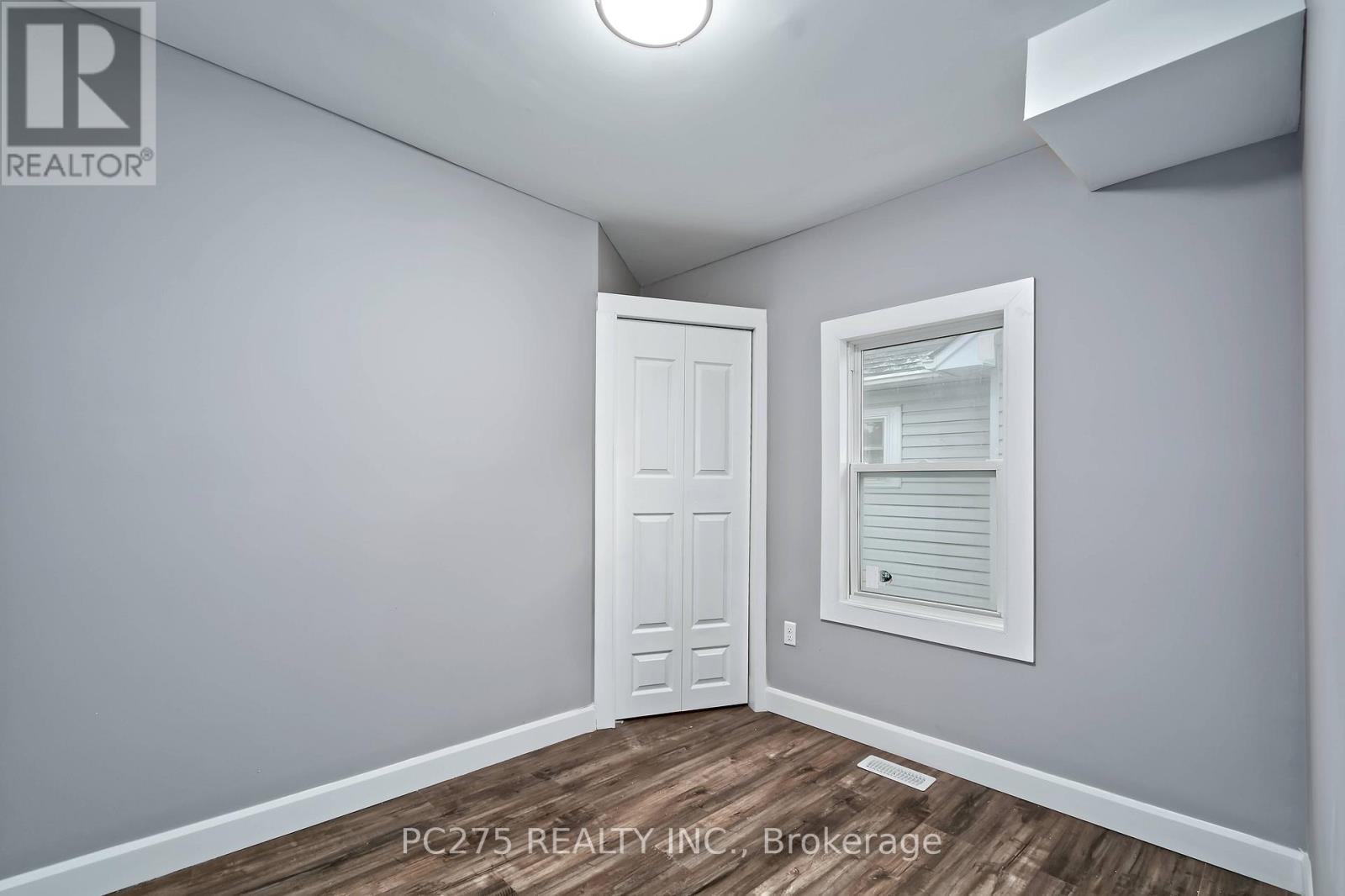 354 Exmouth Street, Sarnia, Ontario  N7T 5N6 - Photo 16 - X12692176