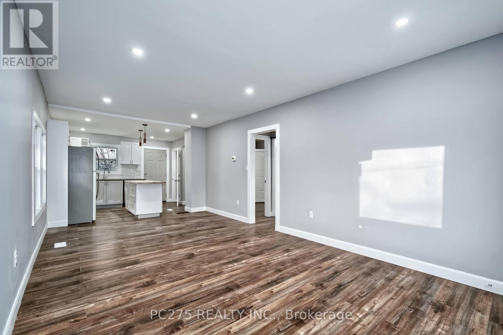 354 Exmouth Street, Sarnia, Ontario  N7T 5N6 - Photo 6 - X12692176