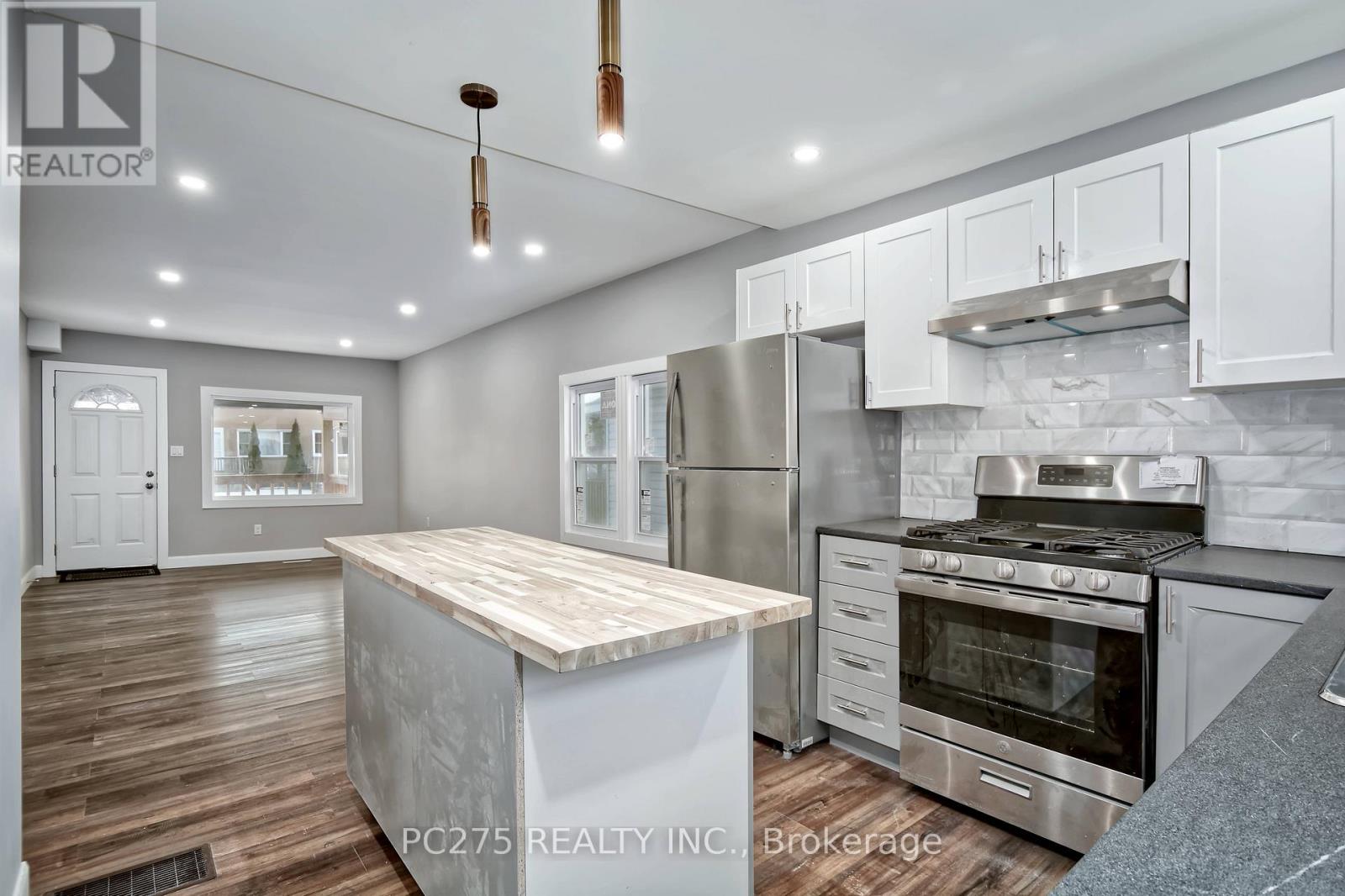 354 Exmouth Street, Sarnia, Ontario  N7T 5N6 - Photo 9 - X12692176