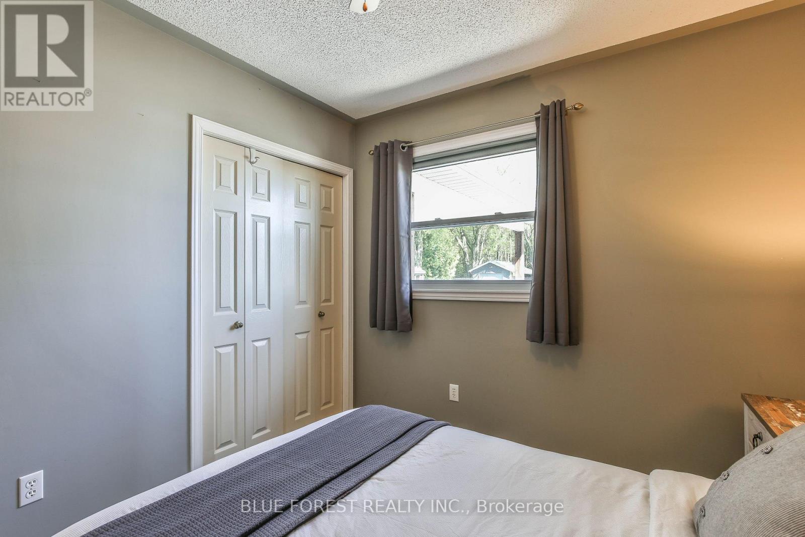 50000 Dingle Street, Malahide, Ontario  N5H 2R1 - Photo 18 - X12692244