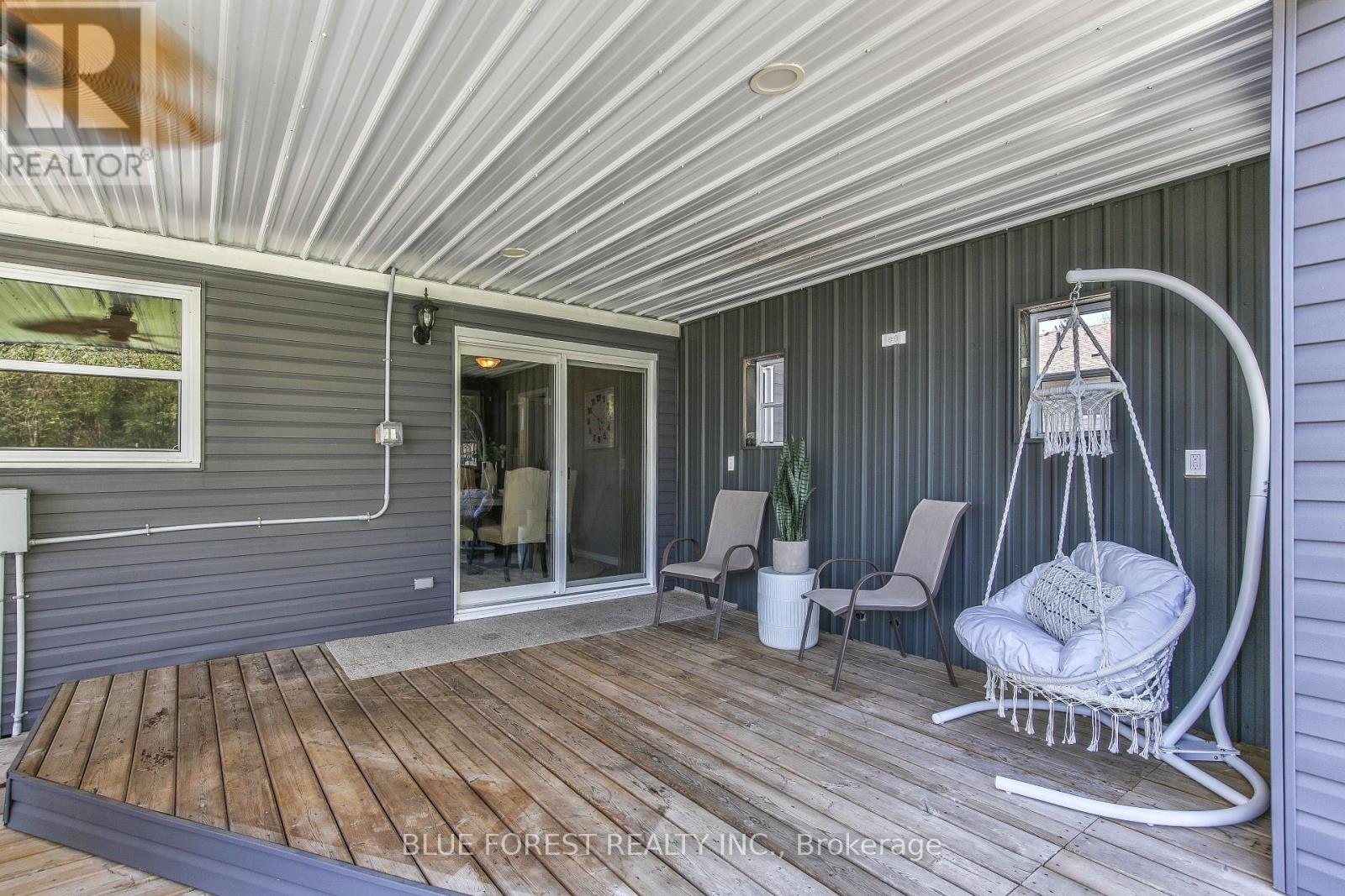 50000 Dingle Street, Malahide, Ontario  N5H 2R1 - Photo 35 - X12692244