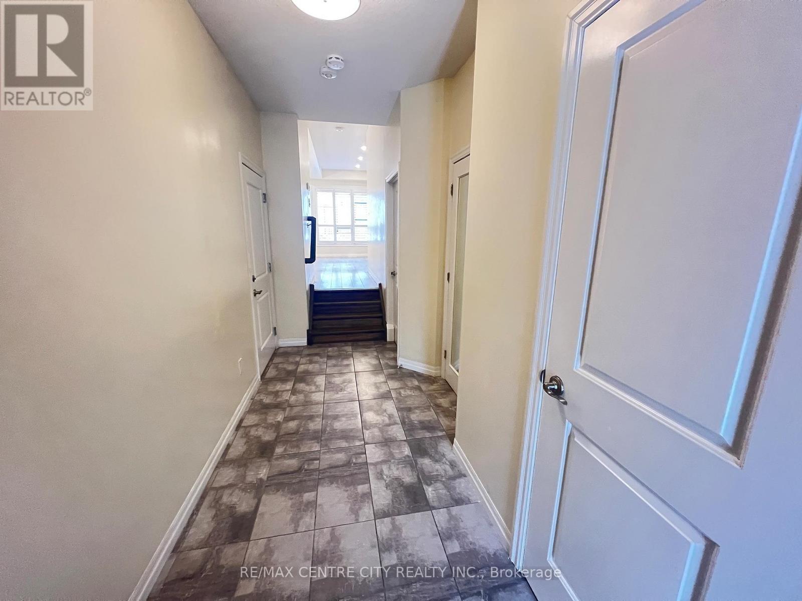 62 - 811 Sarnia Road, London North, Ontario  N6H 0K3 - Photo 5 - X12692308