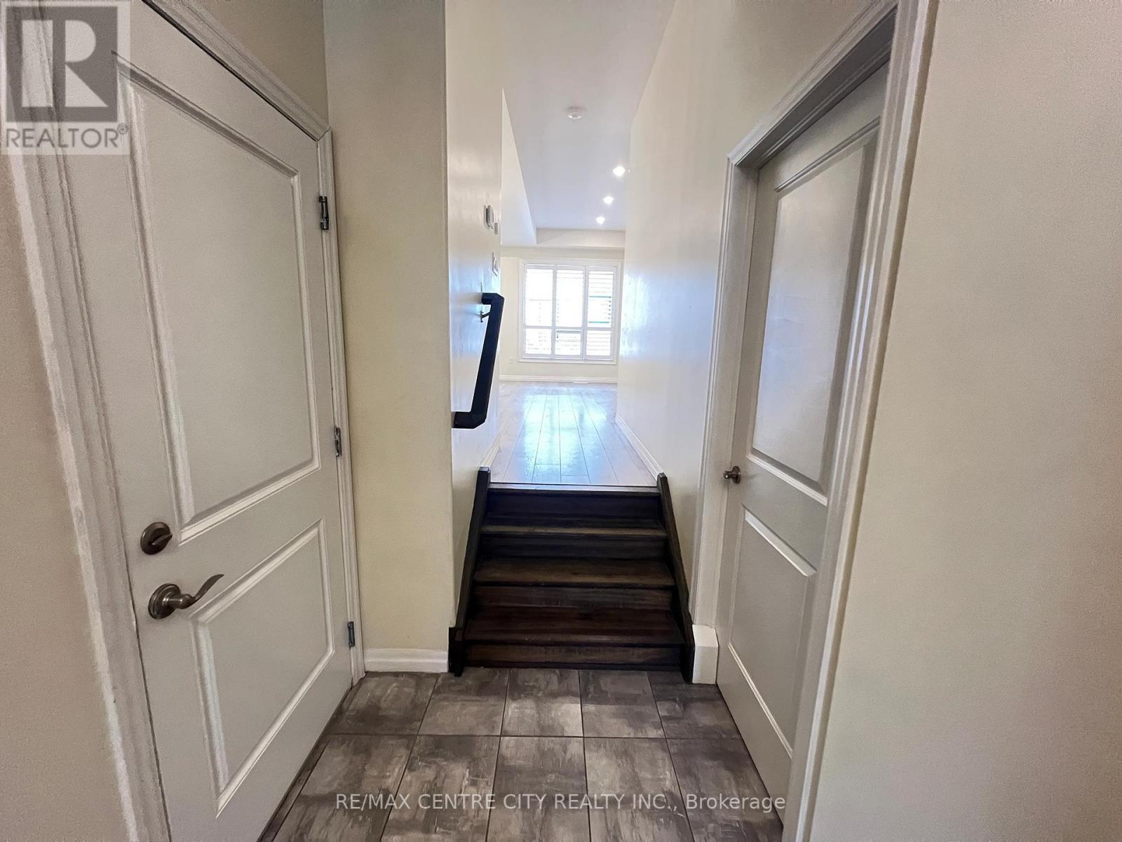 62 - 811 Sarnia Road, London North, Ontario  N6H 0K3 - Photo 8 - X12692308