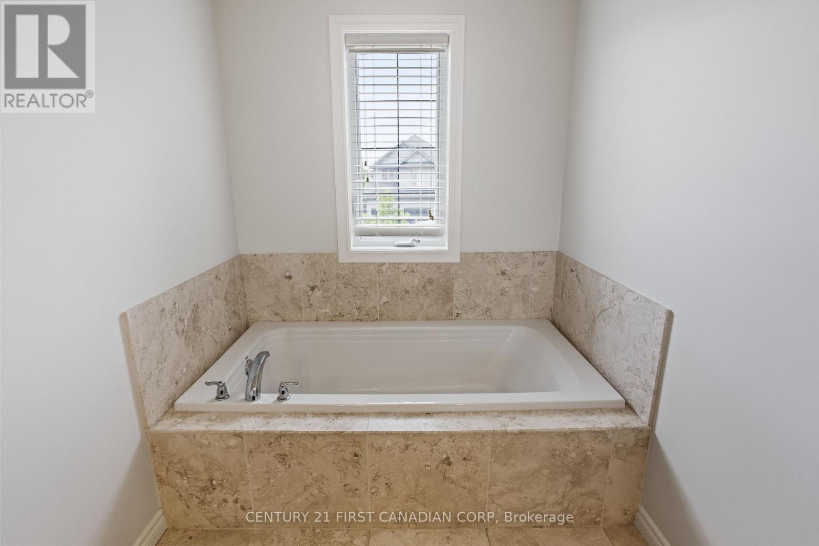 6621 Navin Crescent, London South, Ontario  N6P 0B6 - Photo 27 - X12692336