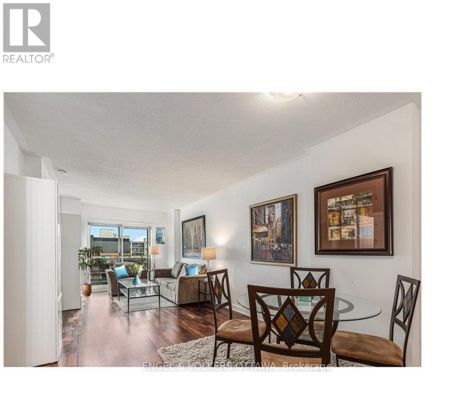 1112 - 138 Somerset Street W, Ottawa, Ontario  K2P 0A3 - Photo 5 - X12692152