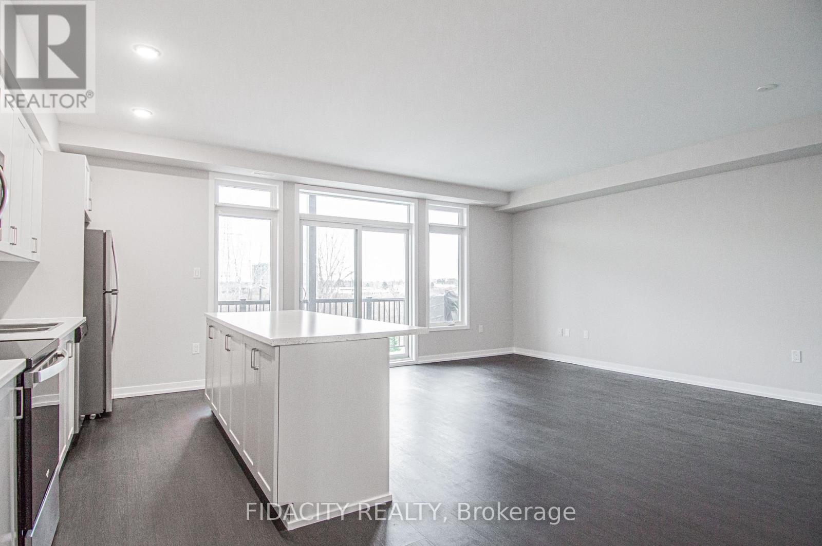 F - 225 Citiplace Drive, Ottawa, Ontario  K2E 0A8 - Photo 2 - X12692260