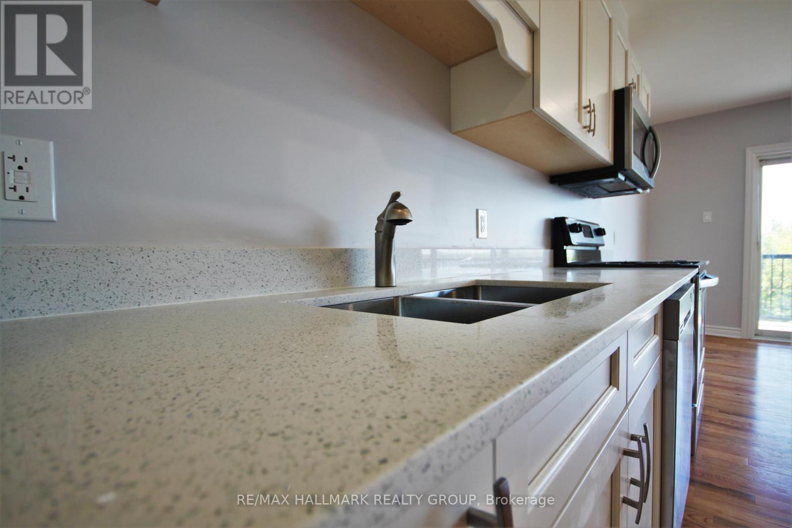 5 - 768 Usborne Street, Mcnab/braeside, Ontario  K0A 1G0 - Photo 8 - X12692320