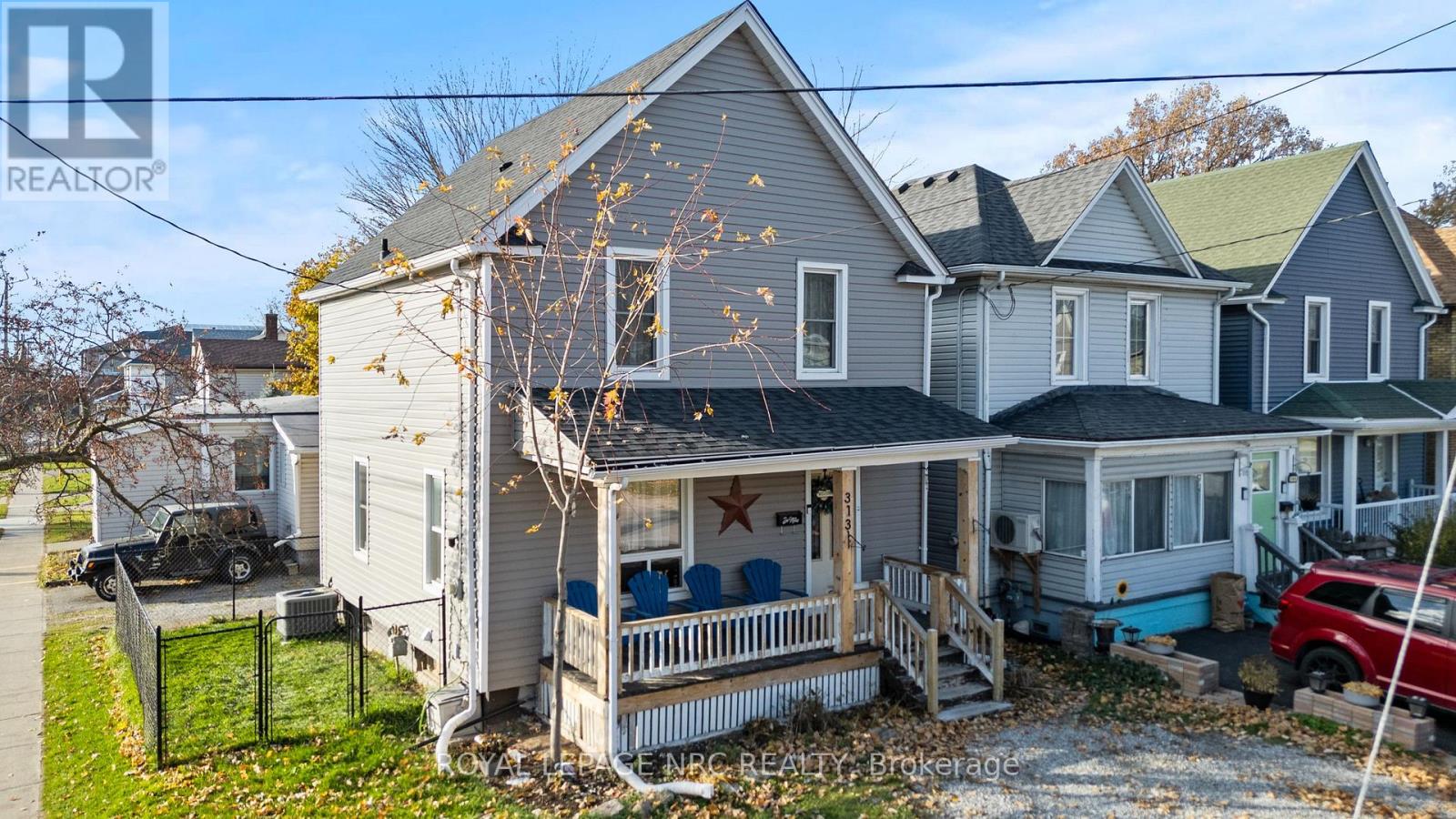 313 Burgar Street, Welland, Ontario  L3B 2T5 - Photo 2 - X12692246