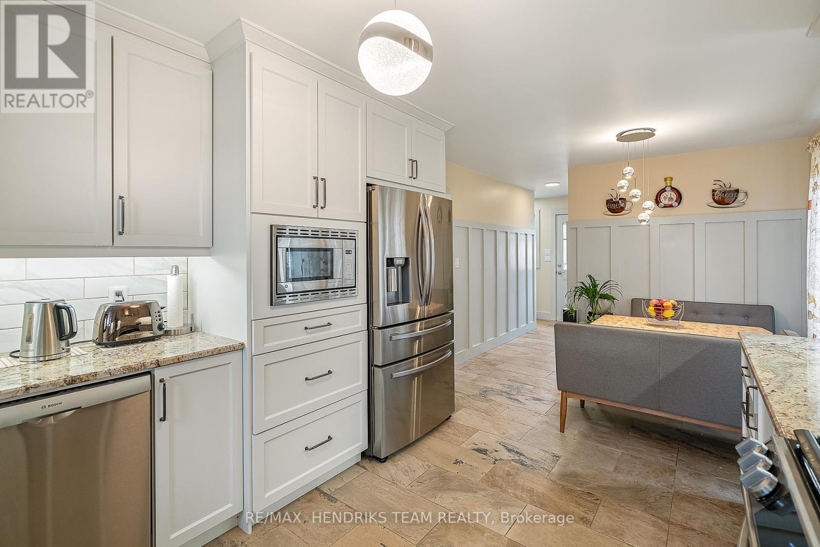 415 Riverside Drive, Welland, Ontario  L3C 5E8 - Photo 13 - X12692362