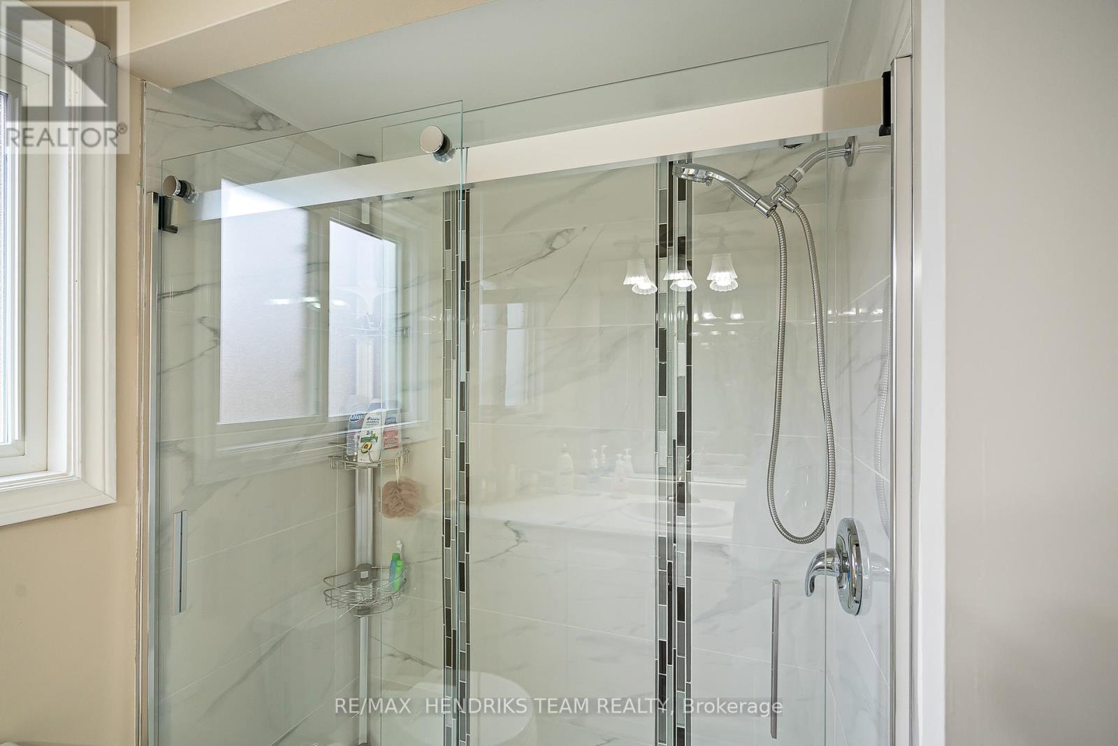 415 Riverside Drive, Welland, Ontario  L3C 5E8 - Photo 24 - X12692362