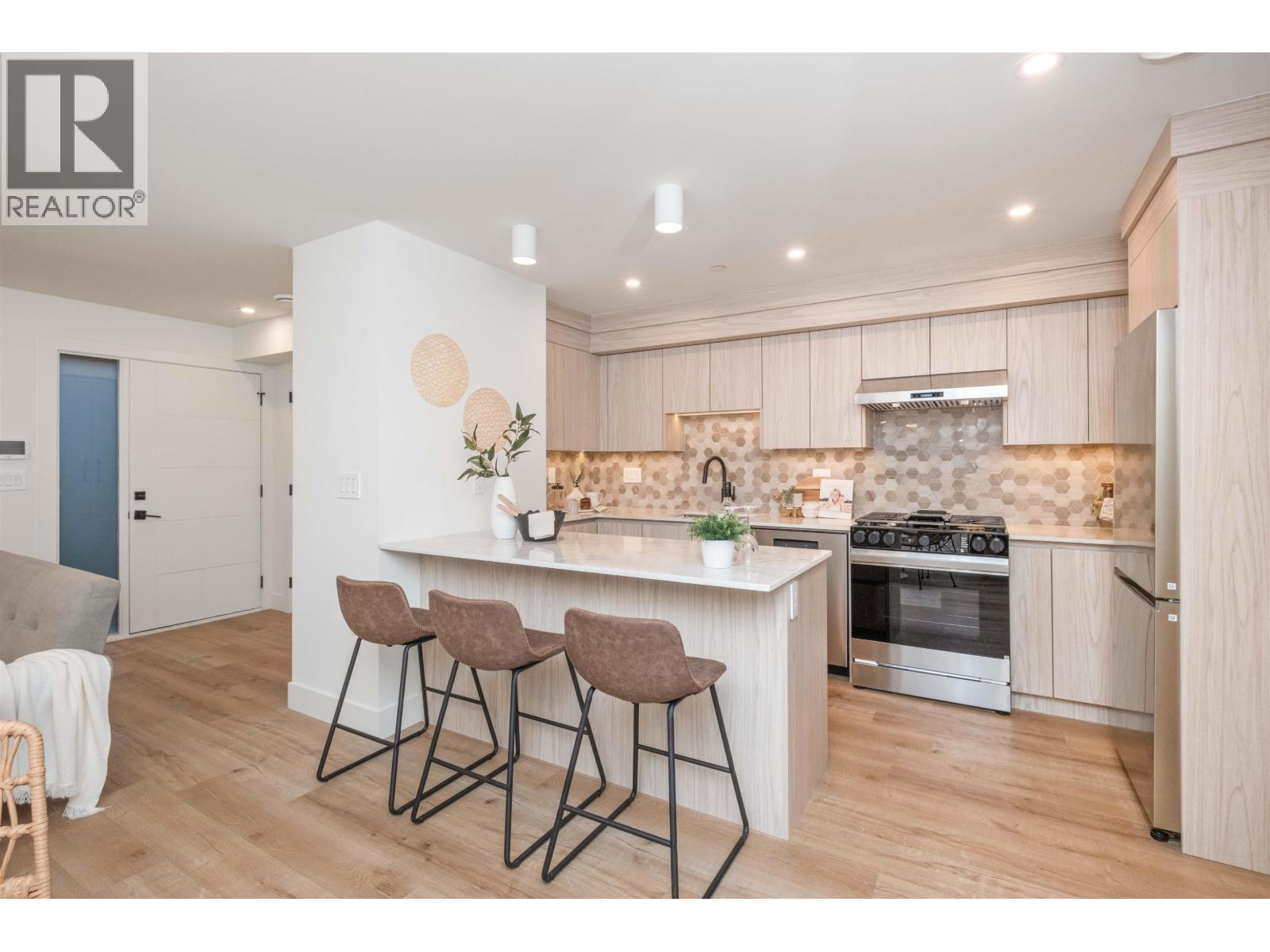 4 2667 E Pender Street, Vancouver, British Columbia V5K 2B6 - Photo 11 - R3078656