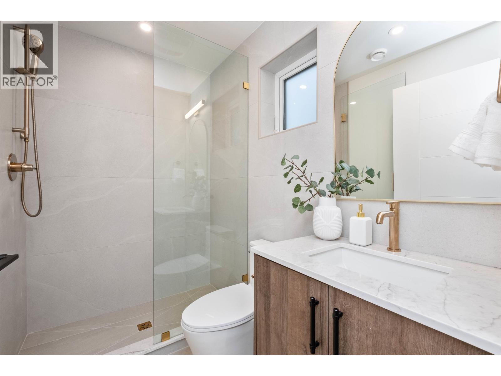 4 2667 E Pender Street, Vancouver, British Columbia V5K 2B6 - Photo 16 - R3078656