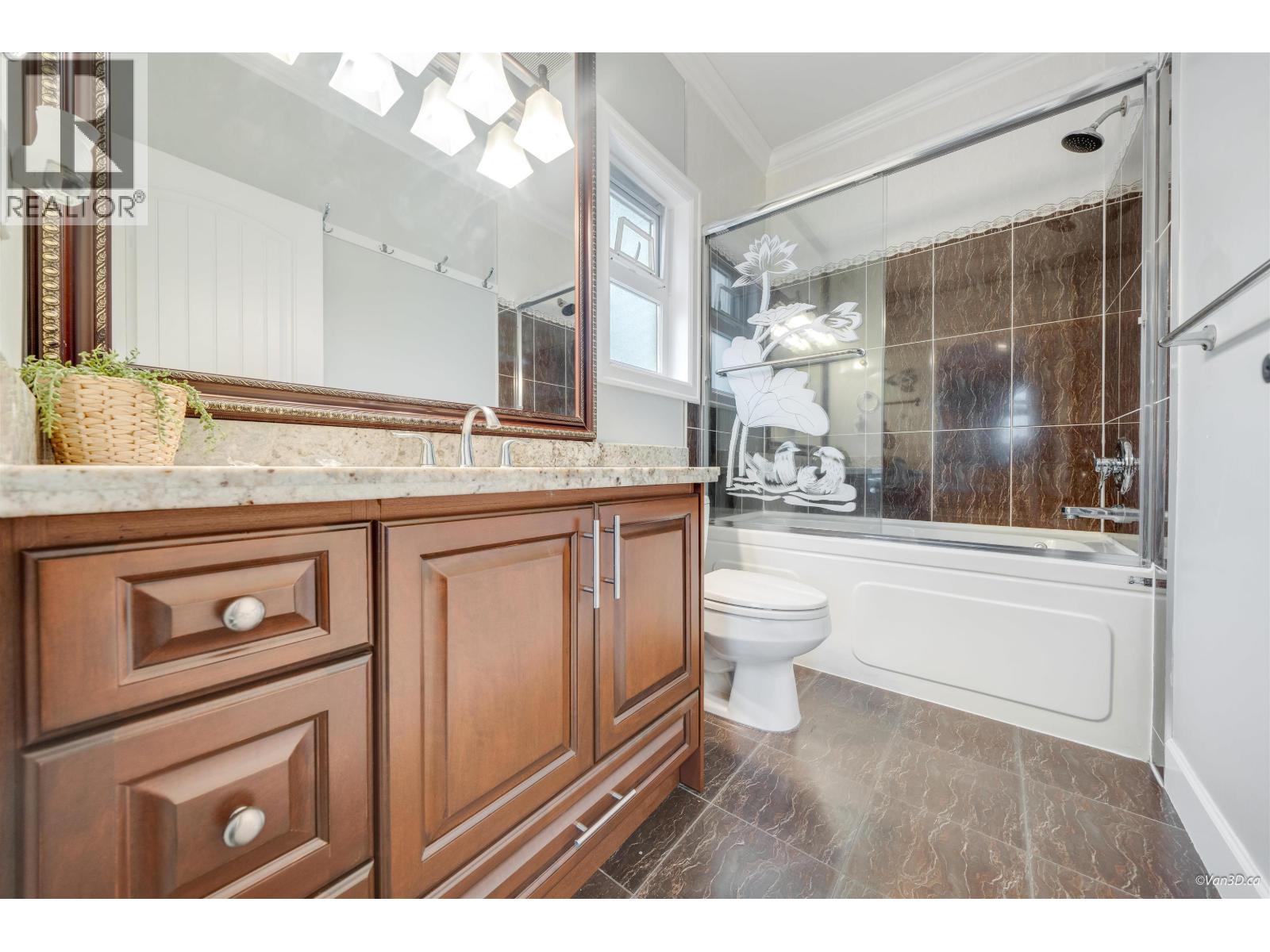 7821 17th Avenue, Burnaby, British Columbia  V3N 1M1 - Photo 9 - R3078898