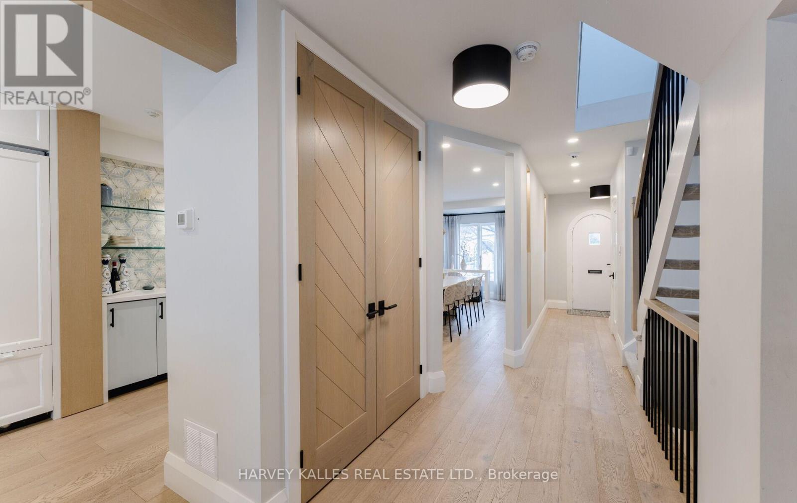 25 Gilgorm Road, Toronto, Ontario  M5N 2M4 - Photo 7 - C12692156